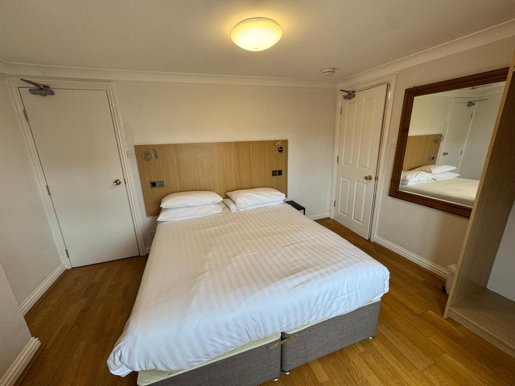 Brentwood Guest House Hotel Buitenkant foto